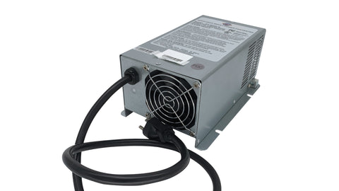 WFCO | Cargador convertidor de montaje en cubierta | Detección automática de baterías de litio | WF-9835-AD | 35 A