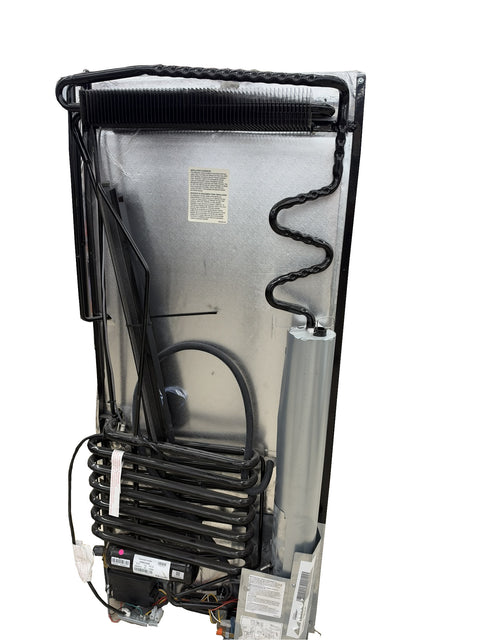 Dometic | RV Refrigerator | DM2682-01 Scratch and Dent | 9600007196 | 6 Cubic Feet | Americana II | Adjustable Thermostat