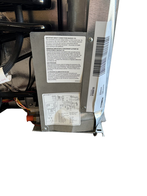 Dometic | RV Refrigerator | DM2882-01 Scratch and Dent | 9600007230 | 8 Cubic Feet | Americana II | Adjustable Thermostat