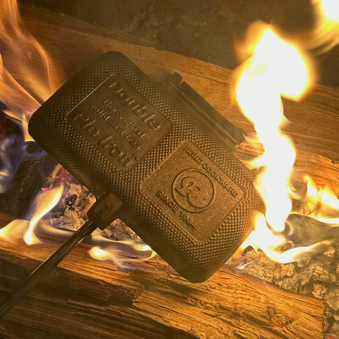 Rome Industry | Campfire Double Pie Iron Cookware | 1605 | Cast Iron | Rectangular | With Handle