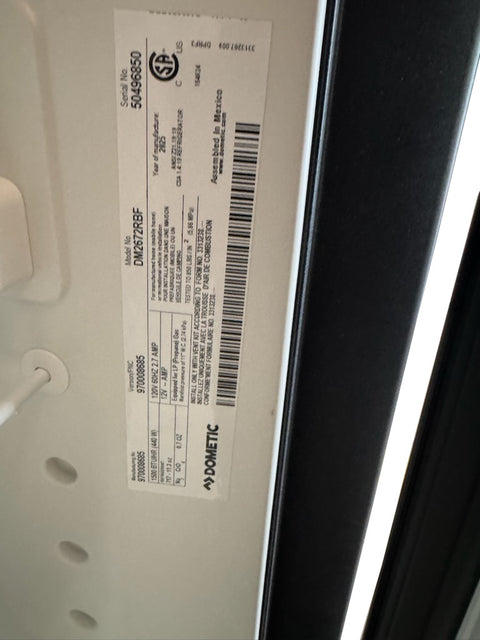 Dometic | RV Refrigerator | DM2672-04 SCRATCH AND DENT | 9600007181 | 6 Cubic Feet | Americana II