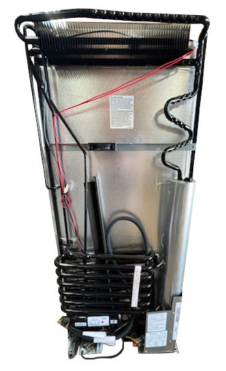 Dometic | RV Refrigerator | DM2672-04 SCRATCH AND DENT | 9600007181 | 6 Cubic Feet | Americana II