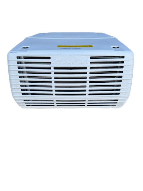 Coleman | Mach 15 RV Air Conditioner | 38204-066-05 | 15,000 BTU | White | Scratch and Dent