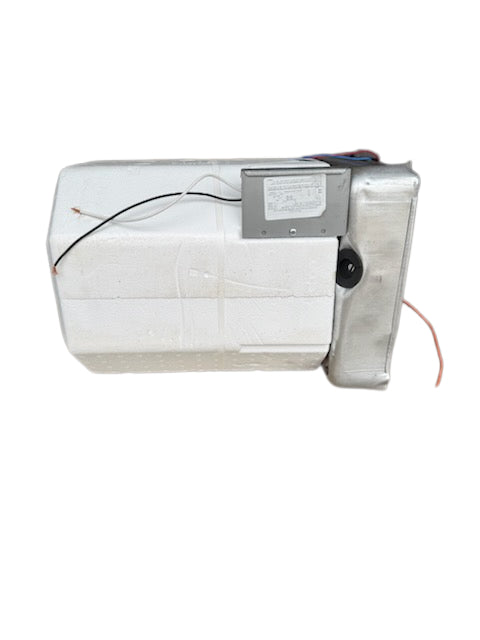 Suburban | Direct Spark Ignition Gas/Electric Water Heater | SW6DE-04 | 6 Gallon | 5239A | 5139A | Scratch and Dent