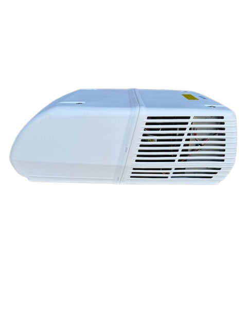 Coleman | Mach 15 RV Air Conditioner | 38204-066-05 | 15,000 BTU | White | Scratch and Dent